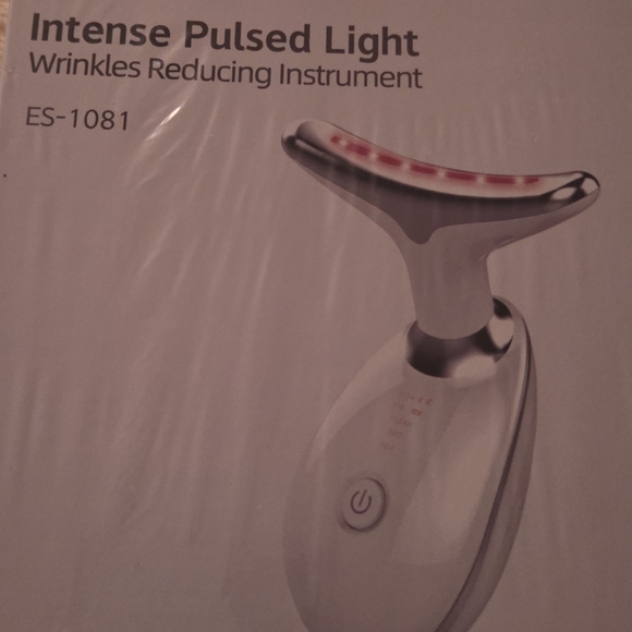 ✨️JUST ADDED✨️Intense Pulsed Light Wrinkle Reducing Instrument - Picture 2 of 6
